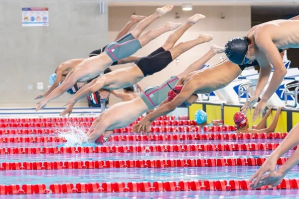 swimming relay team